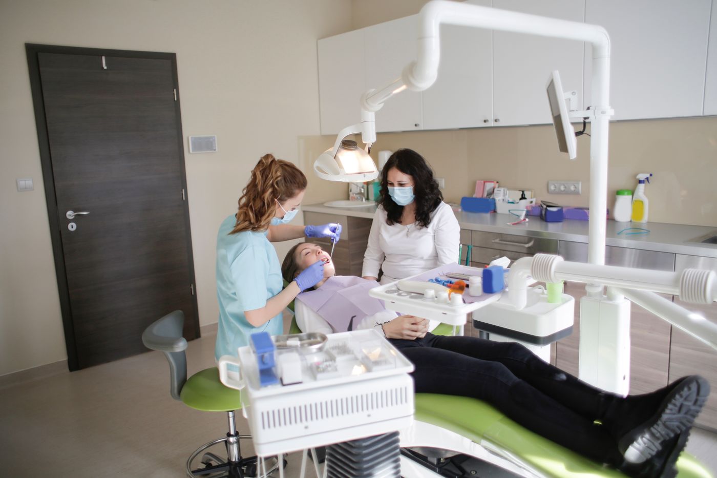 Implantes dentales fijos
